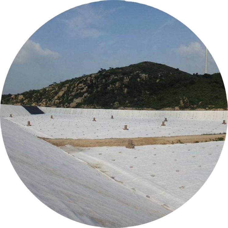 خيوط البوليستر غير المنسوجة Geotextile.jpg