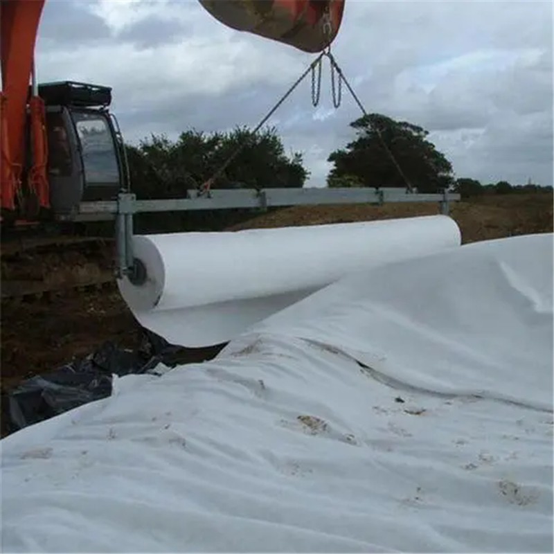مادة البولي بروبيلين غير المنسوجة Geotextile.jpg