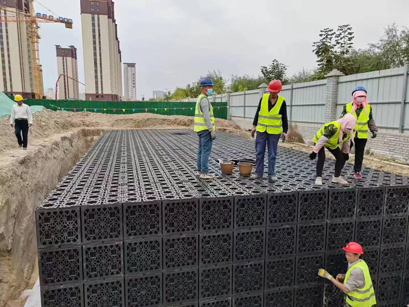 1000mm * 1000mm PP وحدة تخزين مياه الأمطار.jpg