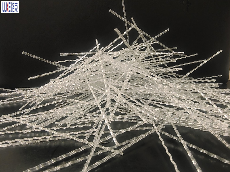 خرسانة ذات قوة شد عالية من مادة البولي بروبيلين Macro Fiber.jpg