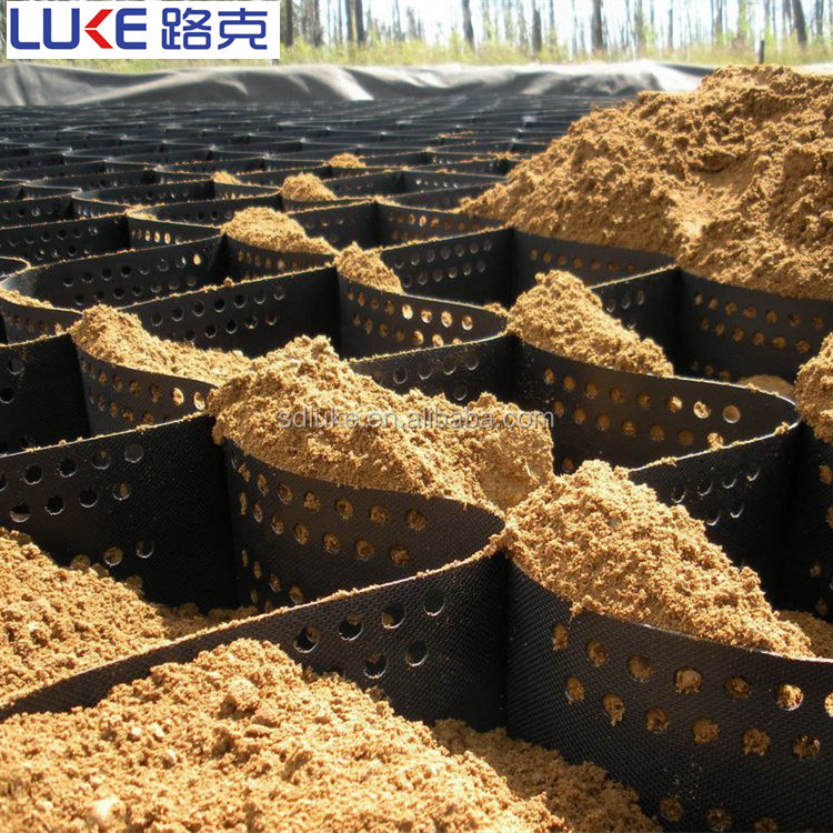 خلايا جغرافية HDPE منخفضة التكلفة لمعالجة الأساس الناعم.jpg