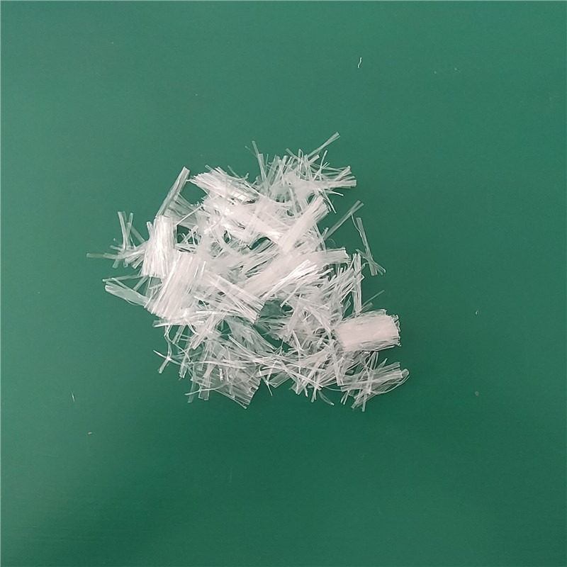 الألياف الشبكية الألياف البولي بروبيلين للخرسانة. jpg