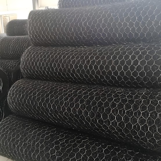 3D أسود مقوى Geomat.jpg