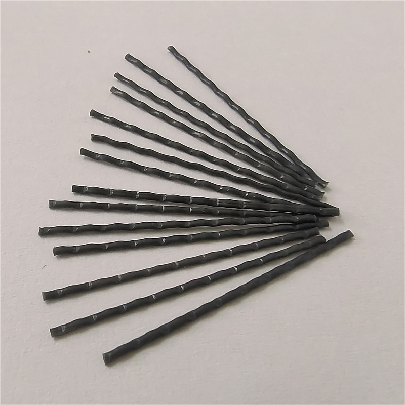 ألياف البولي بروبيلين الكبيرة.jpg