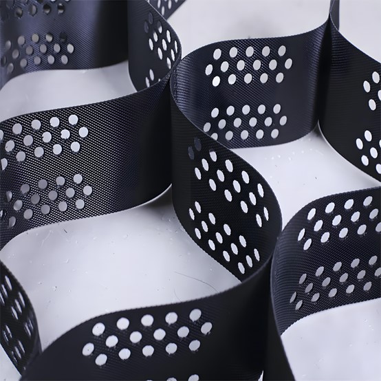 شبكة أرضية Geocell.jpg