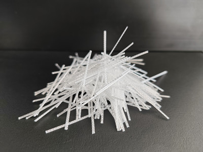 ألياف البولي بروبيلين الكبيرة.jpg