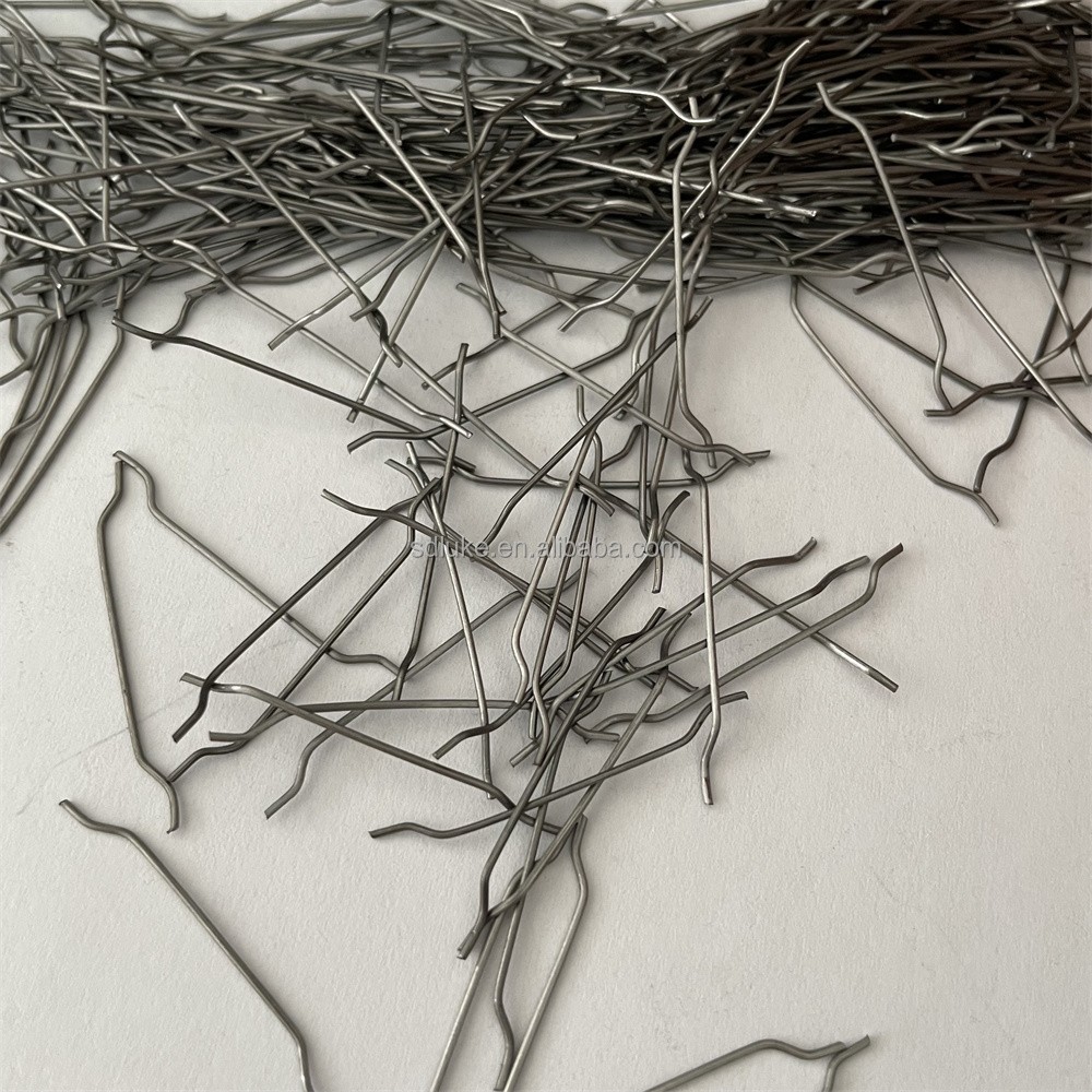 ألياف فولاذية معقوفة للخرسانة المسلحة.jpg ألياف فولاذية معقوفة للخرسانة المسلحة.jpg