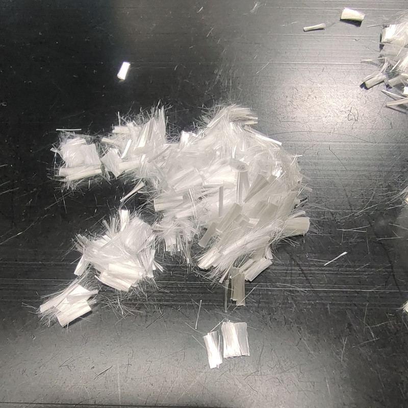 ألياف البولي بروبيلين الخرسانية أحادية الشعيرات.jpg