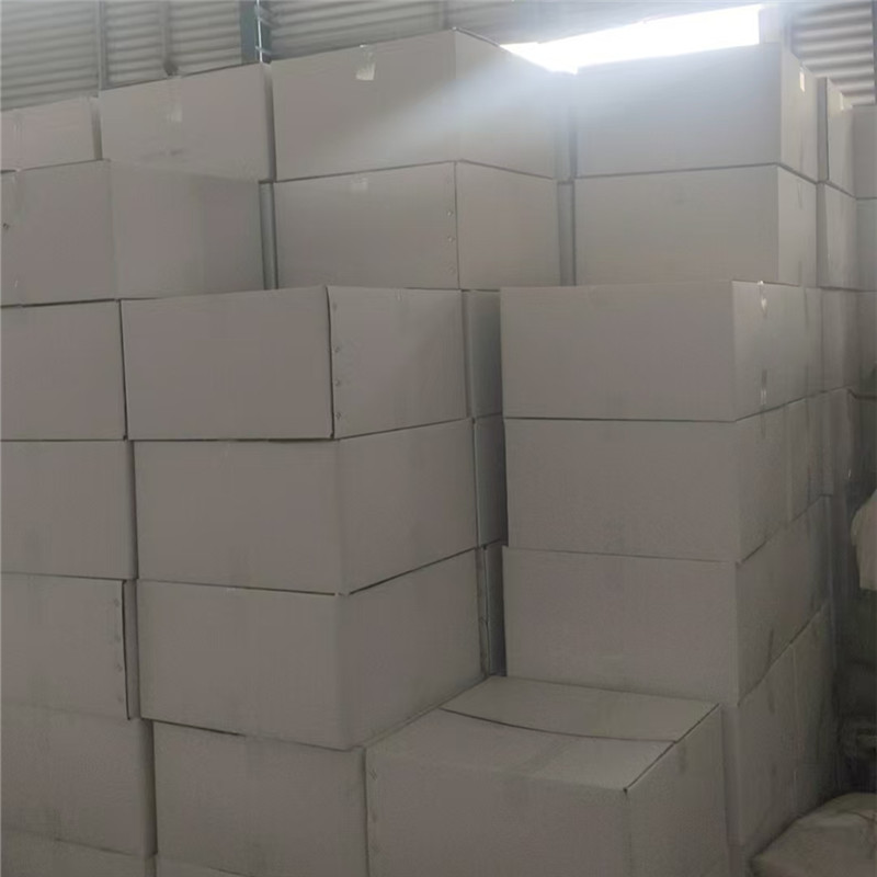 ألياف البولي بروبيلين الملتوية.jpg ألياف البولي بروبيلين الملتوية.jpg