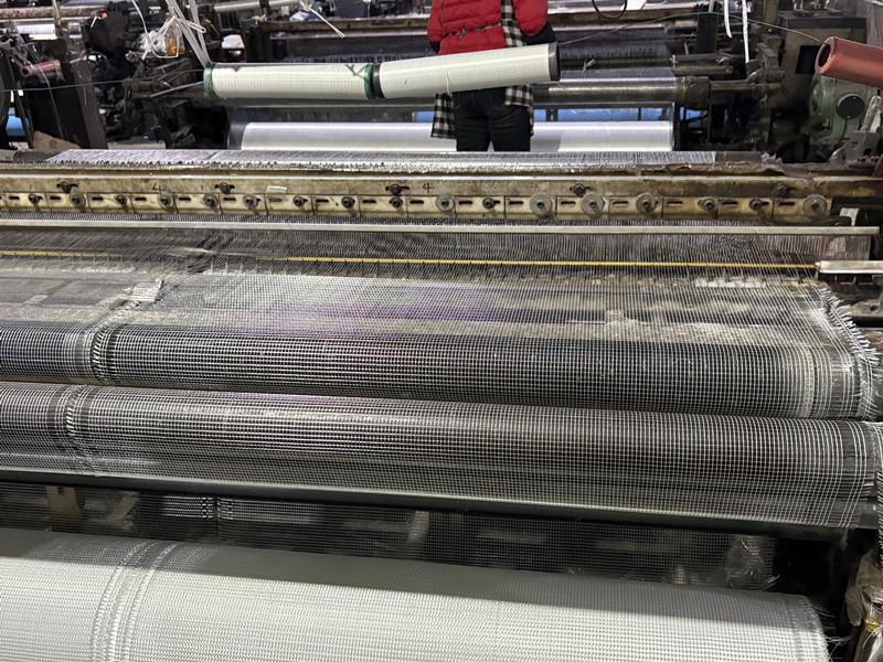 مصنعي شبكات الألياف الزجاجية.jpg